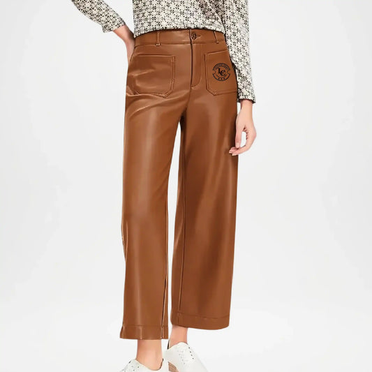 women's brown leather pants outfit